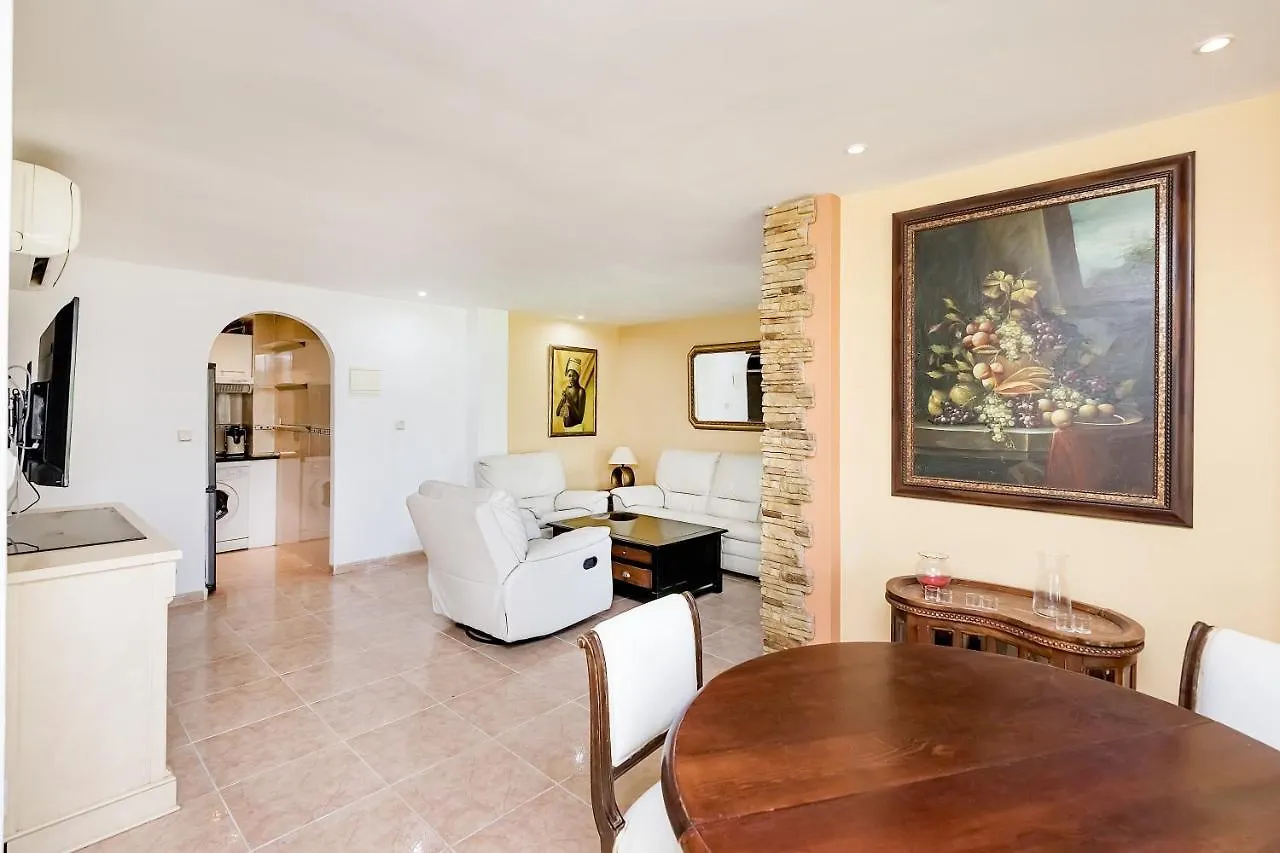 Bhost - Las Acacias Spain
