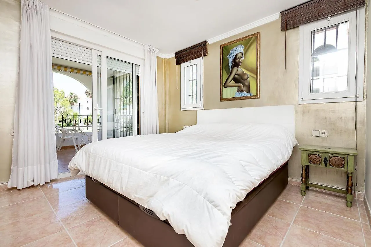 Bhost - Las Acacias Apartment Estepona